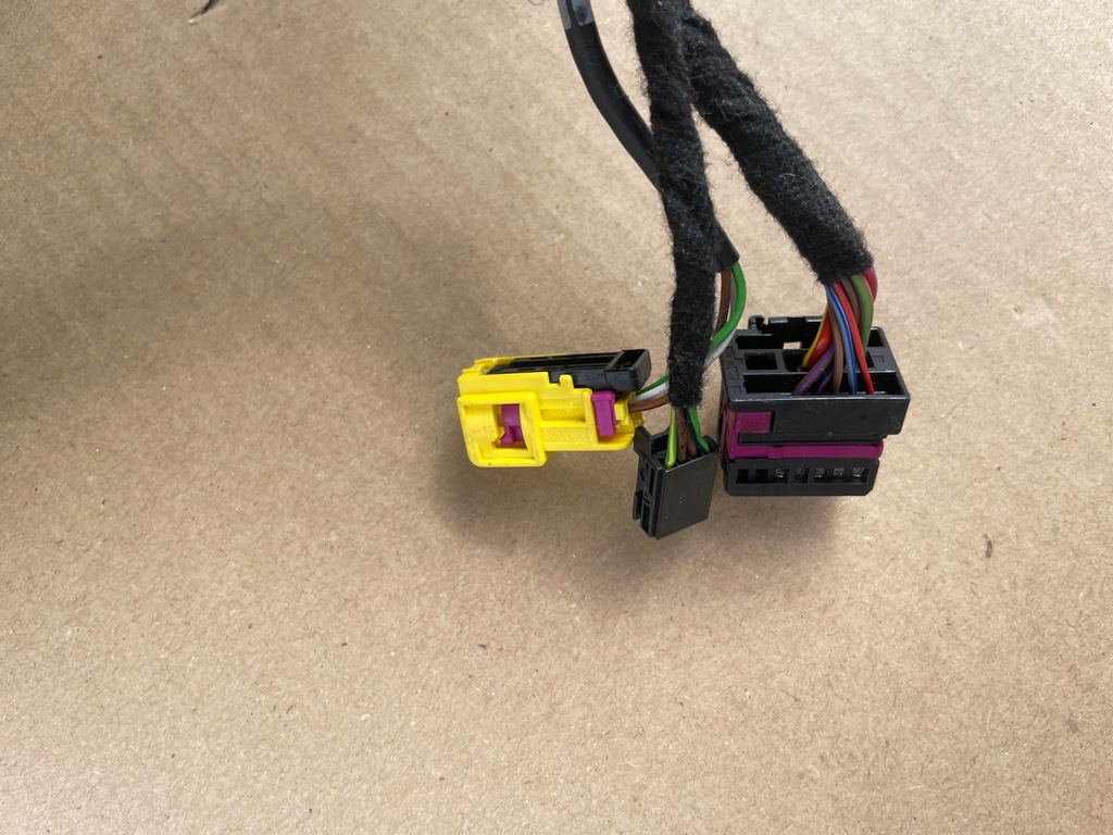 фото №7, Сидіння заднє сидіння skoda superb iii sedan електрика jak nowe