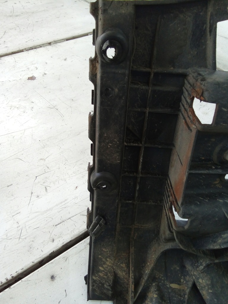 фото №5, K291 напрямна бампера правий перед vivaro a 93856002