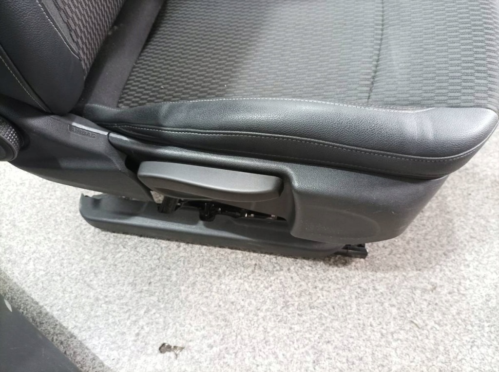 фото №11, Сиденья заднее сиденье обшивки hb комплект полукожа eu opel insignia ii 2017- b