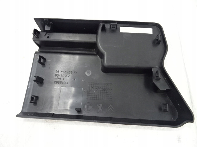 Peugeot 508 1 sw правое кронштейн направляющая шторка багажника 9671748377 Недорого