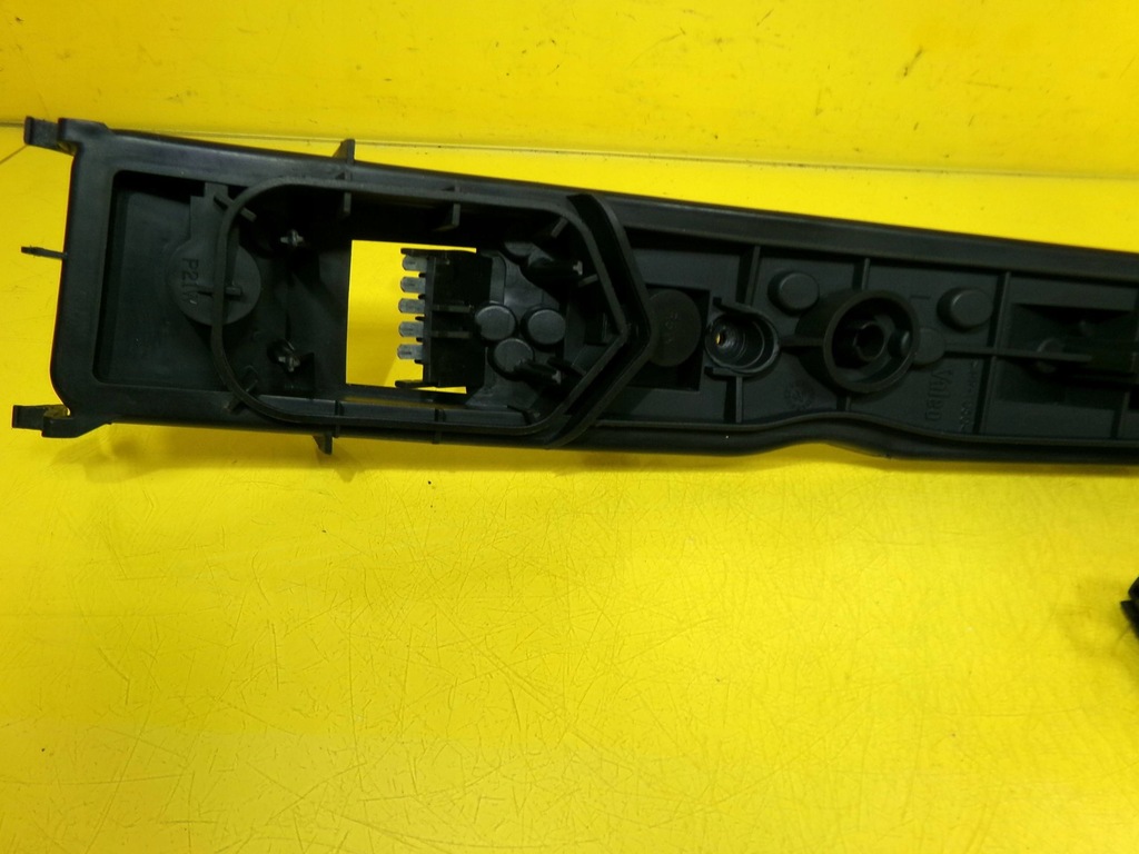 фото №7, Вкладыш лампы задний левый задняя opel meriva a 2005 nr887