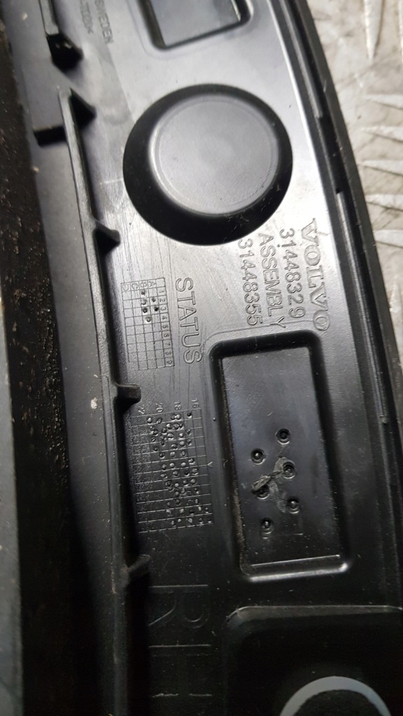 фото №11, Volvo xc40 ii молдинг крила ліва права задня