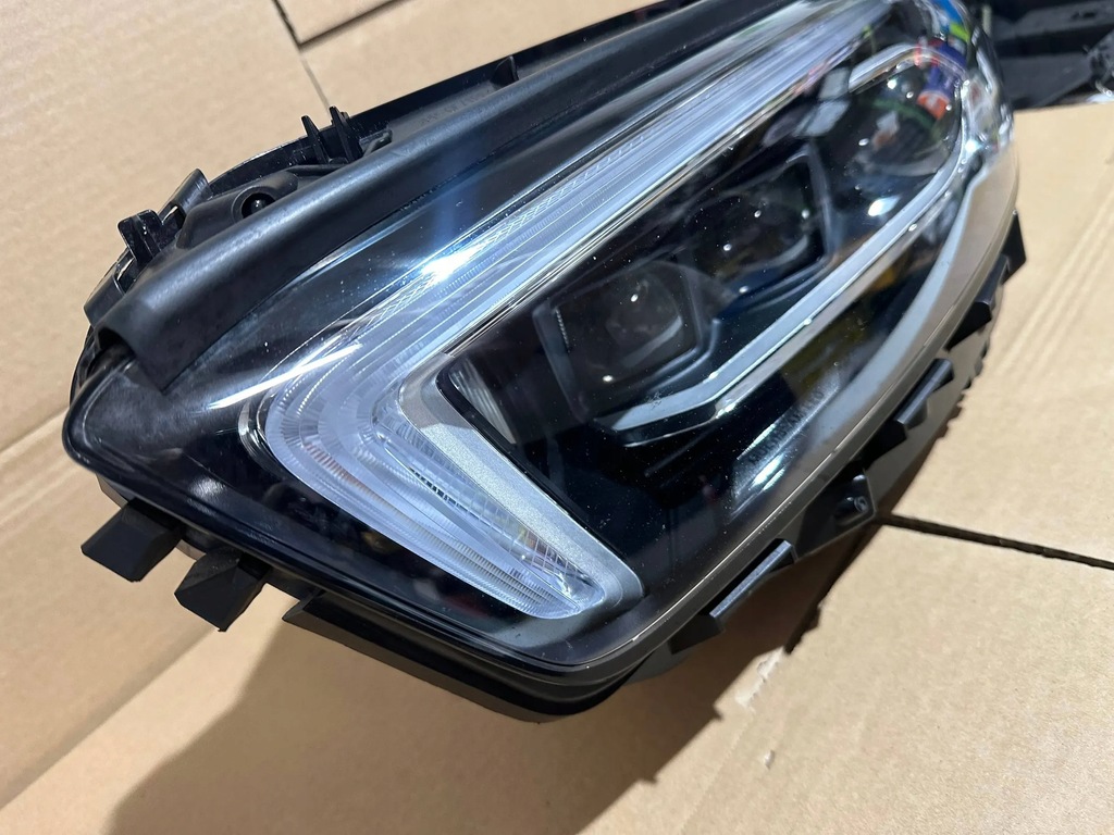 фото №10, Mercedes-benz a w177 2021 лампа передняя правая a1779060503 комплектная eu