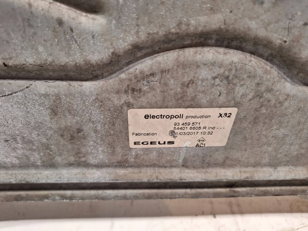 фото №9, Подрамник подрамник 93459571 renault trafic iii 1.6 dci 14-