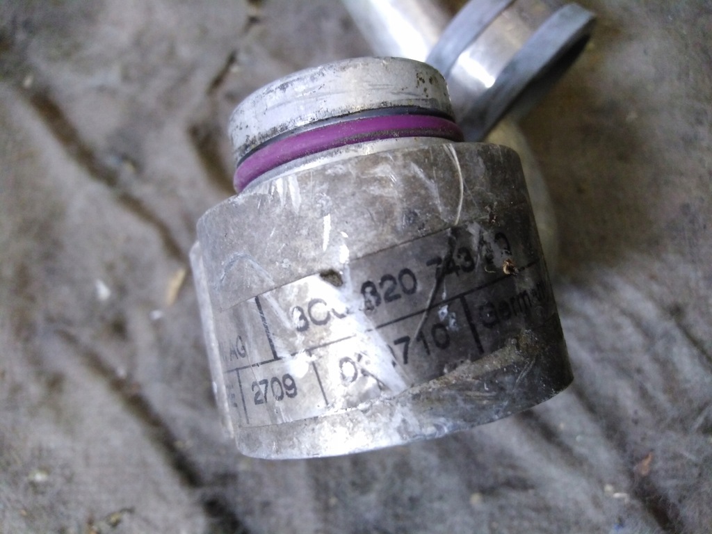 фото №7, Шланг кондиционера 2,0 tfsi vw passat b6 b7 cc 3c0820743bq