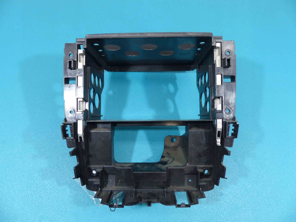 фото №1, Рамка каркас радіо mercedes w251