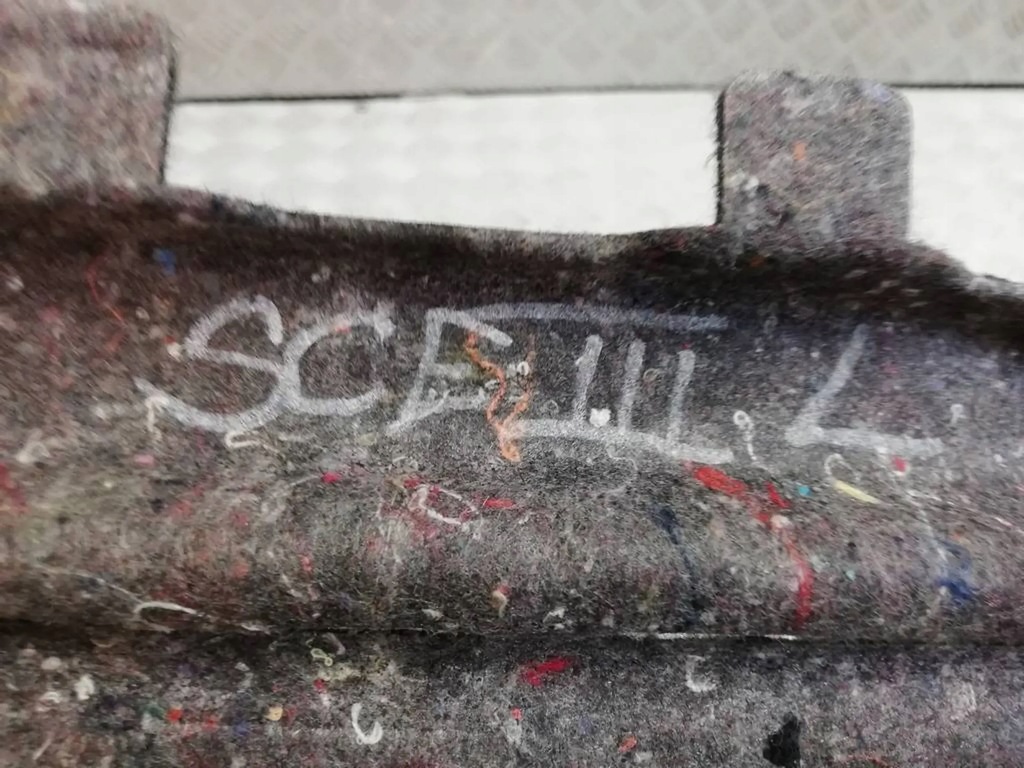 фото №2, Заглушка обшивка багажника левая renault scenic iii