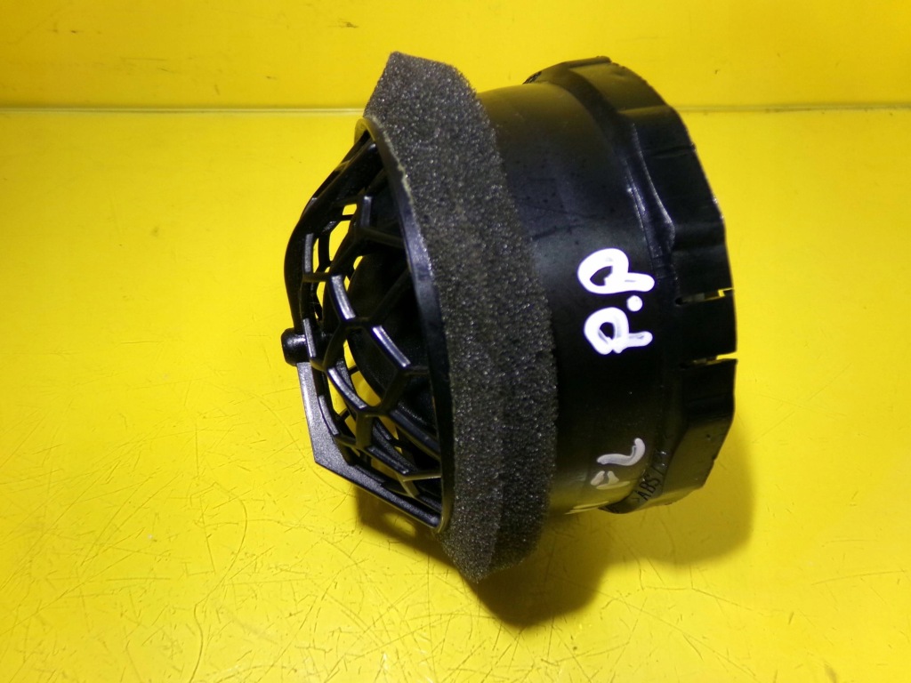 Боковая решётка обдув правый перед mitsubishi colt vi lift 05503 nr936 с Разборки