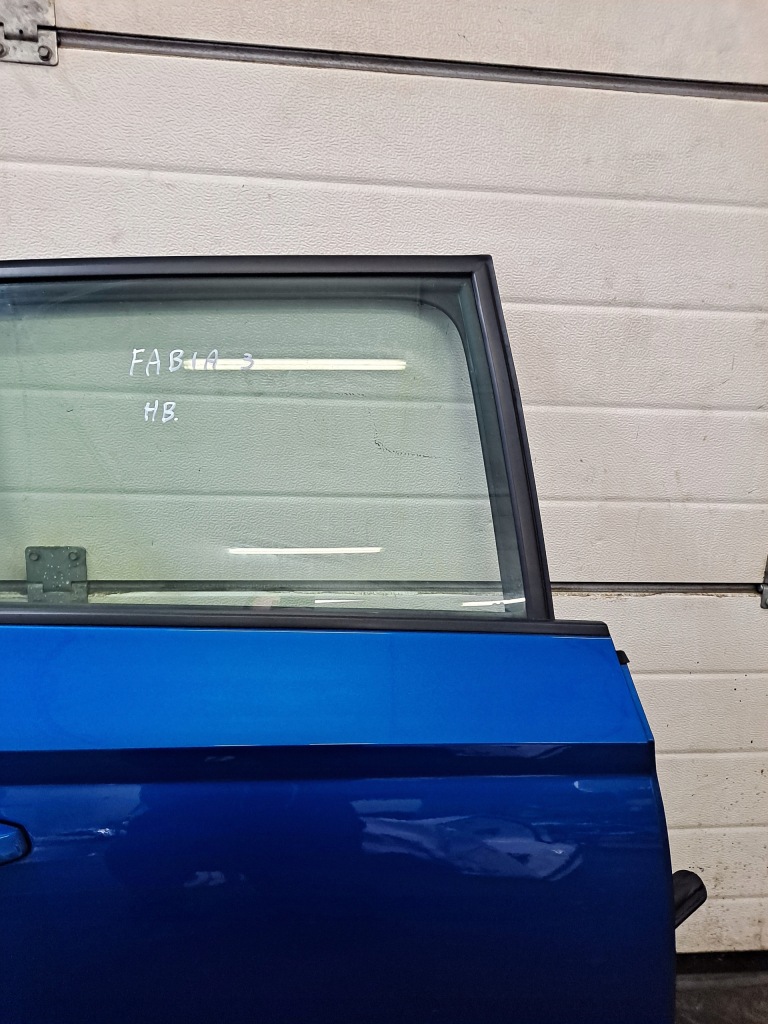 фото №5, Двері правий задня задні fabia iii hb 19r