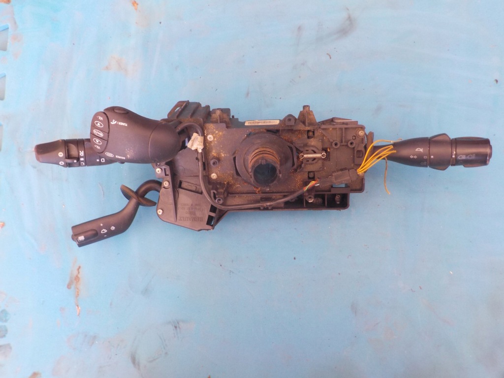 фото №1, Переключатель комбинированный renault , 5010589989