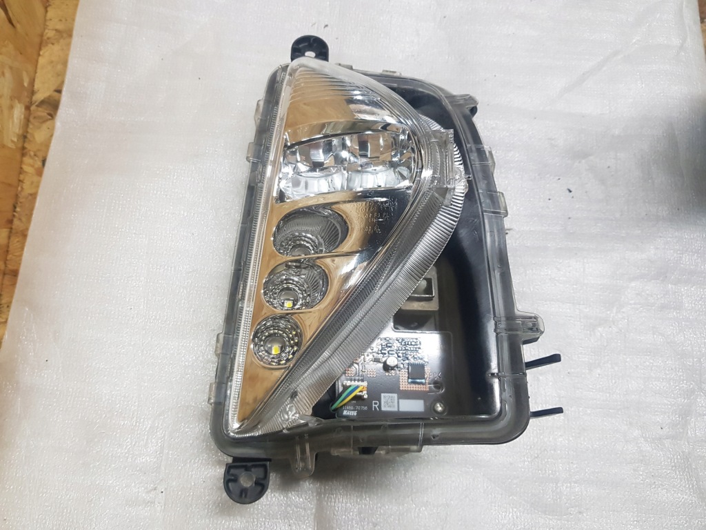 Купить Противотуманная фара фара противотуманная toyota prius led drl