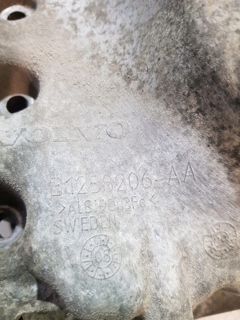 Піддон оливи масляна 31258206-aa volvo v70 xc70 xc90 2.4d d5244t Київ