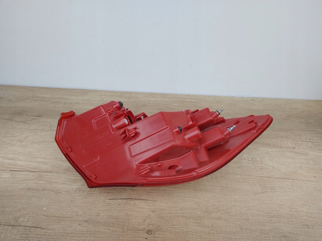 фото №2, Kia ceed 2012-2017 rok правая лампа задняя w крыло