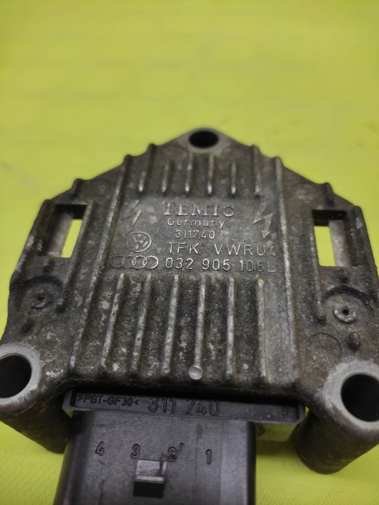 фото №4, Seat leon 1.6 катушка зажигания 032905106b