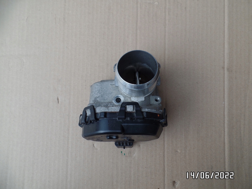 фото №1, Дроссельная заслонка rifter combo e 1.6 bluehdi 9830301180