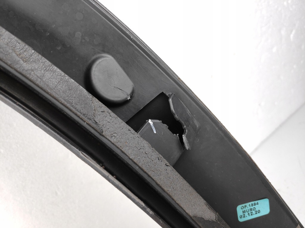 фото №12, Cupra formentor молдинг накладка крыла правый перед 5ff853718e