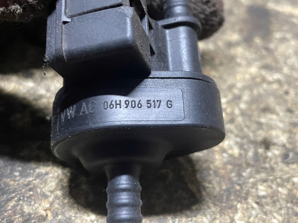 фото №5, Audi a4 b8 a5 8t 3.2 fsi электроклапан