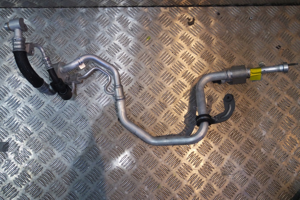 фото №1, Провода кондиционера maserati levante 670033080