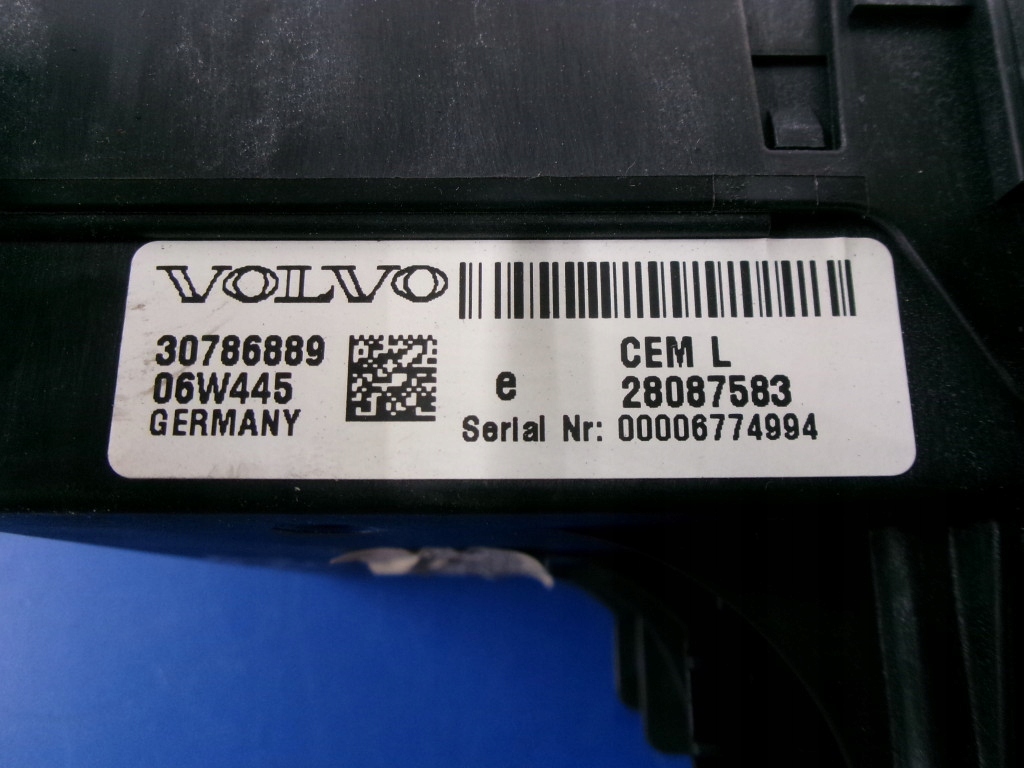 фото №5, Volvo s60 i lift коробка предохранителей модуль cem 30786889