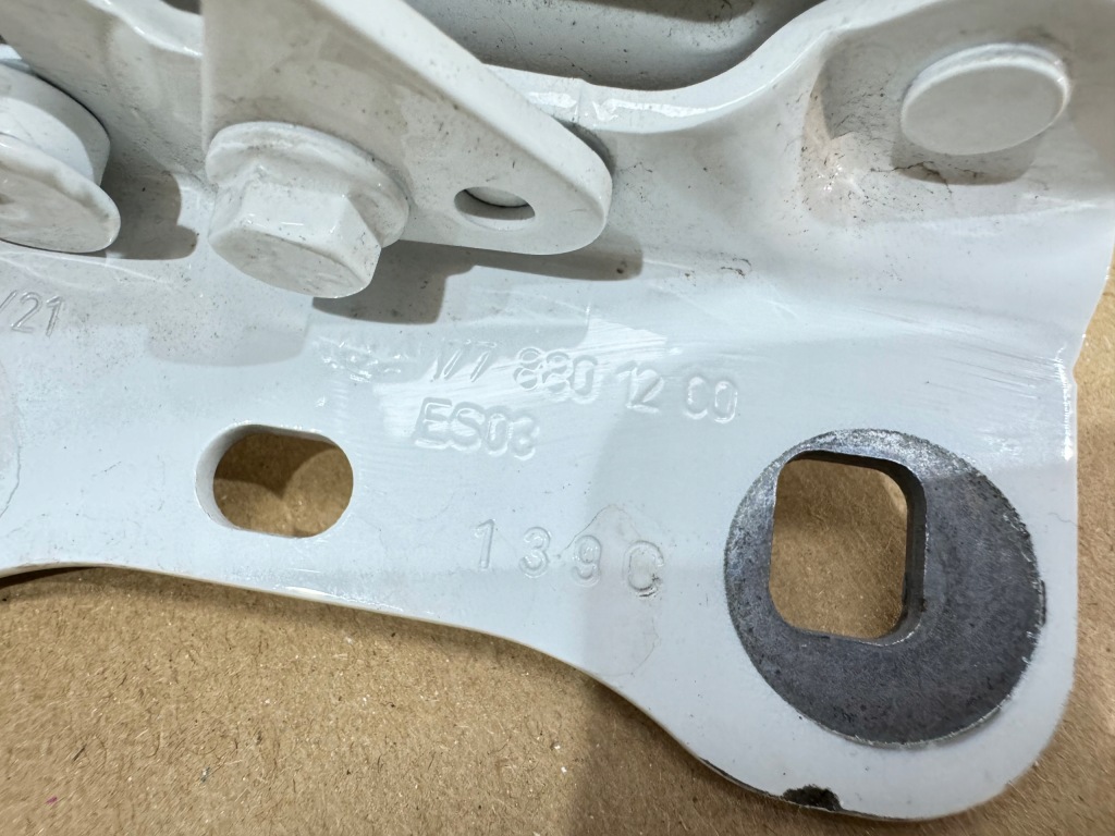 фото №7, Mercedes a-klasa 177 a177 петлі капот кришки двигуна петля комплект l+p