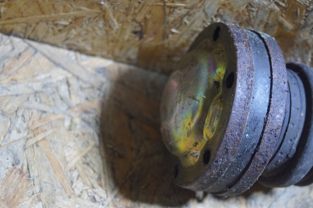 Приводной вал задний porsche boxster 986 98633202450 Оригинал