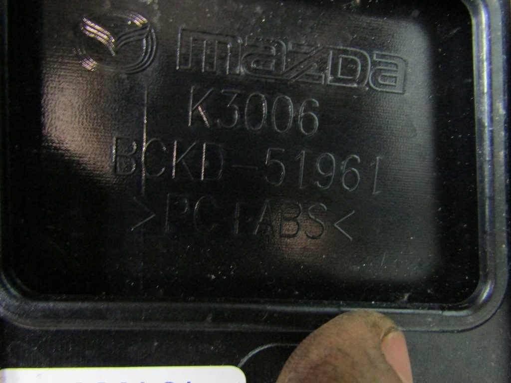 фото №9, Mazda 3 bp iv 20r накладка спойлер крышки задний задней багажника спойлер