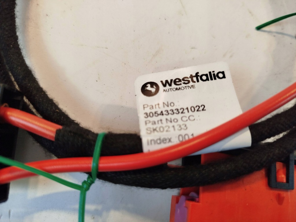 фото №6, Кронштейн запобіжників audi a4 b9 8w0055307