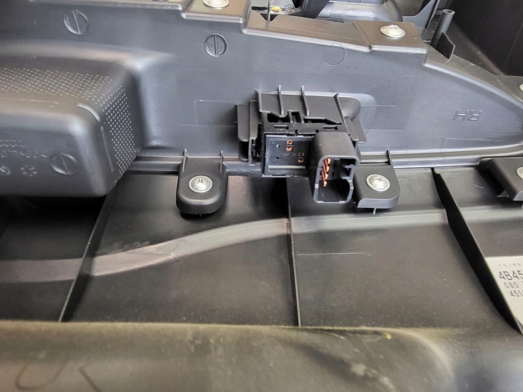 фото №8, Обшивка двері правий задня mitsubishi outlander iii gf 3 оригінальний номер чорний матеріал