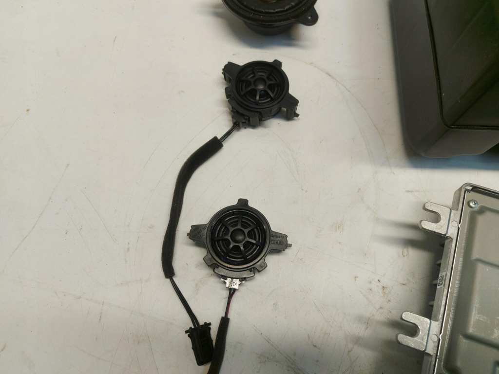 фото №8, Audi q4 40 e-tron динаміки сабвуфер підсилювач аудіо harman 8y0035465a