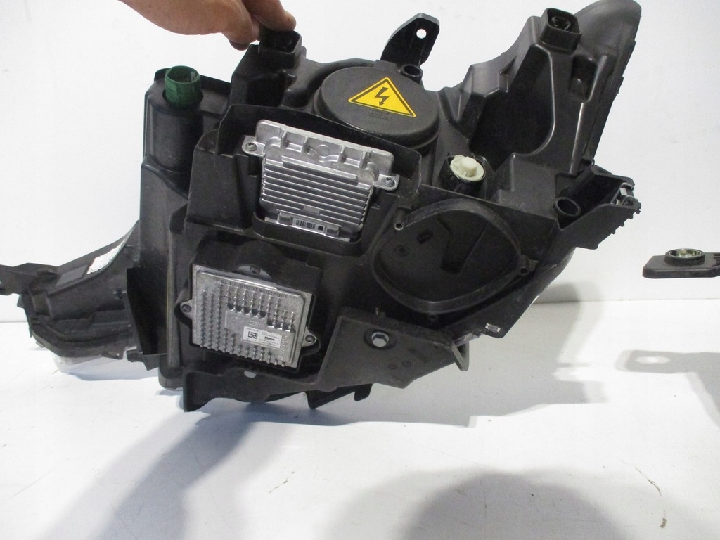 фото №7, Лампа лампы ксенон bi-xenon maserati levante