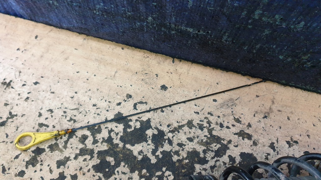 фото №1, Ford fusion i 1,4 16v щуп щуп оливи