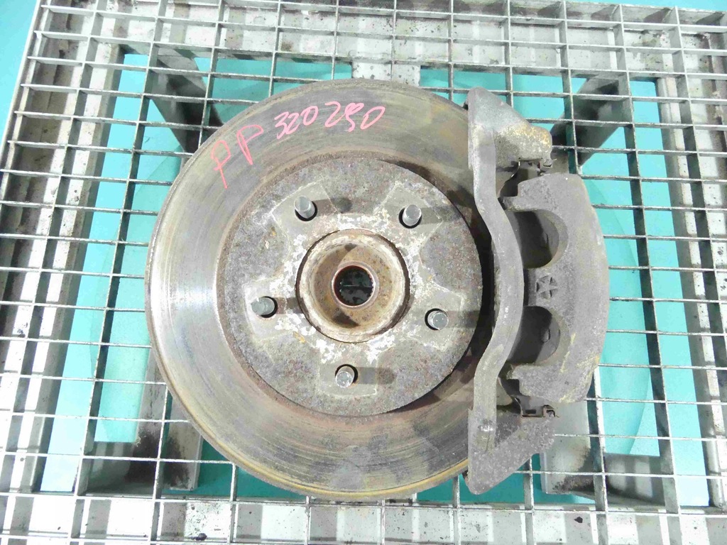 фото №1, Поворотний кулак права ступиця перед 3.5 pacifica i 02-06