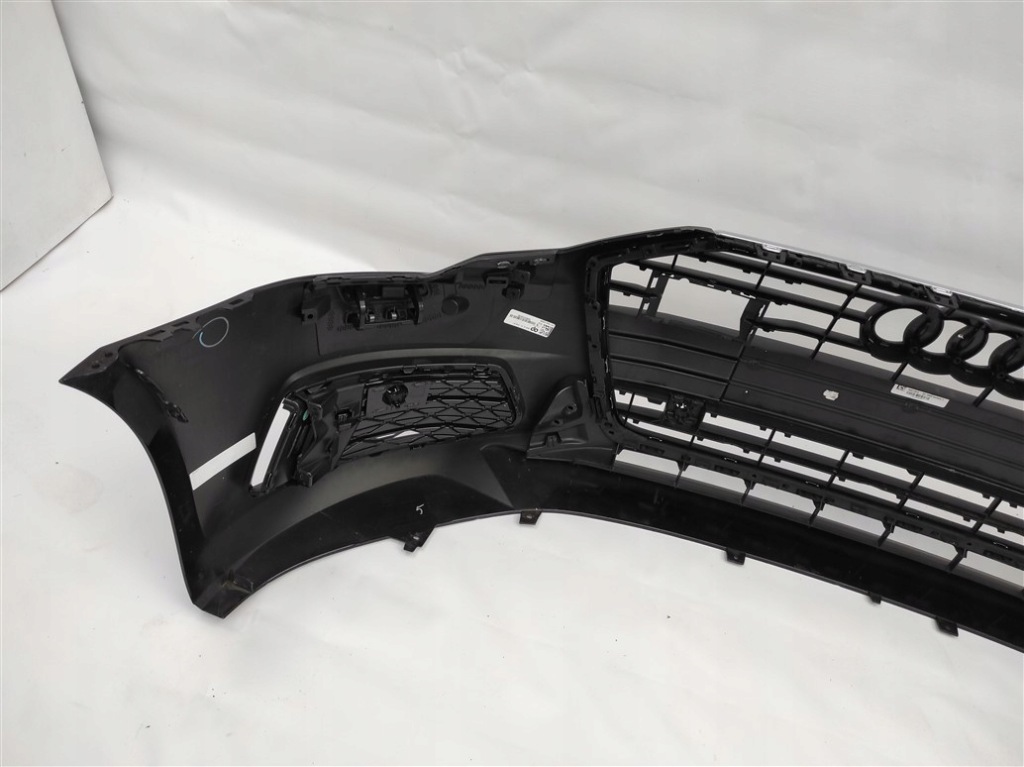 Audi оригінальний номер 4k0807437 бампер Оригінал