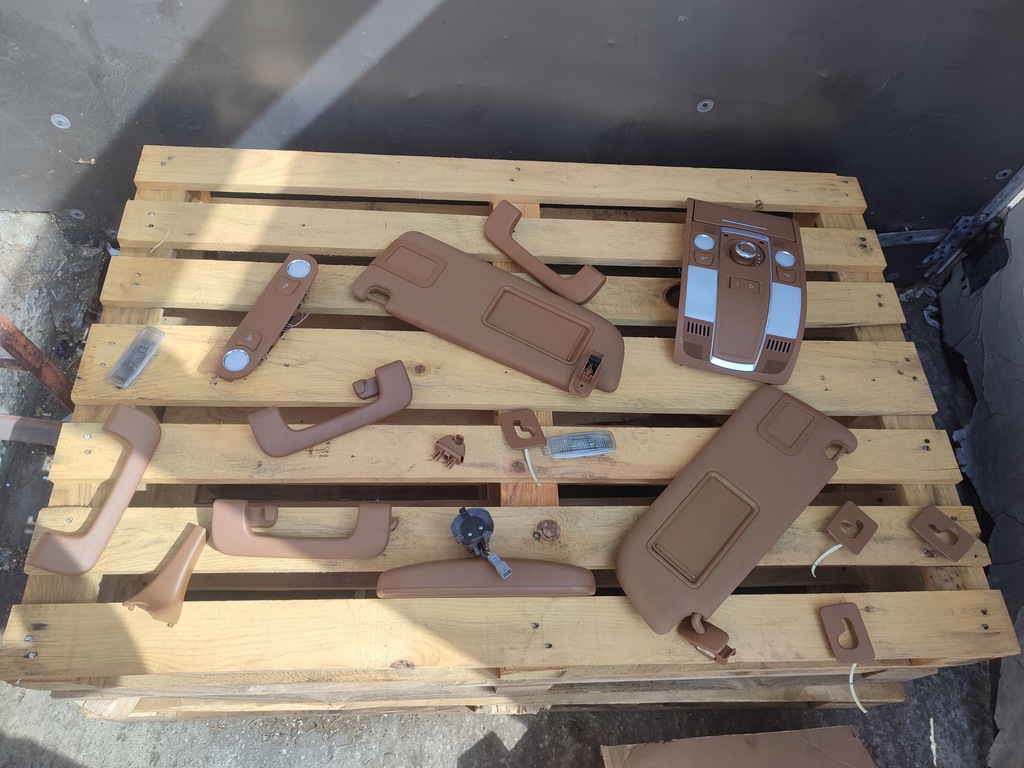 фото №13, Потолок люк оранжевая audi a6 c6 kombi