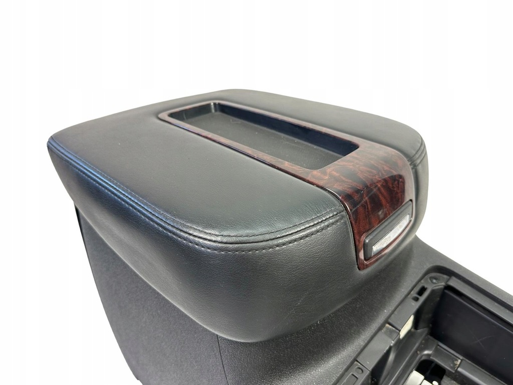 фото №10, Gmc yukon sierra denali 07-14r туннель средний консоль подлокотник оригинал