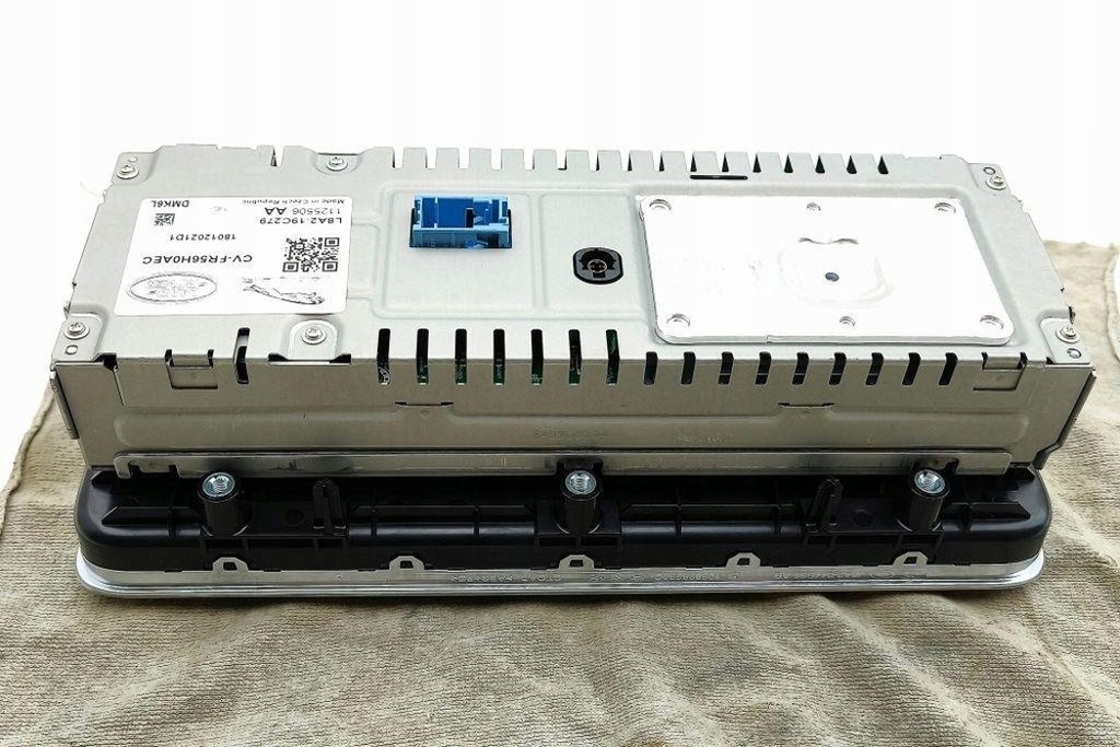 фото №13, Радио с навигация land rover range rover velar l560 l8a219c279 2.0l