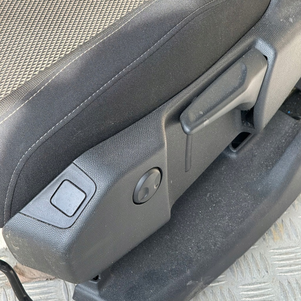 фото №4, Сиденья заднее сиденье citroen ds7 crossback 2019 rok