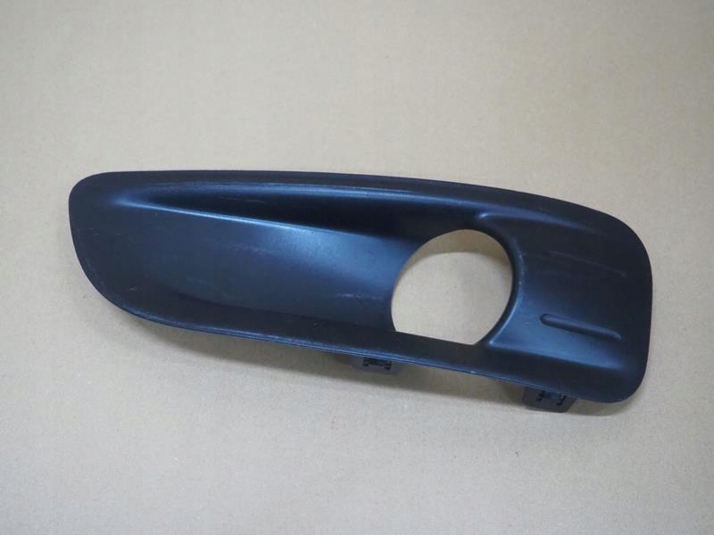 фото №1, Решётка бампера правый перед citroen c4 ii