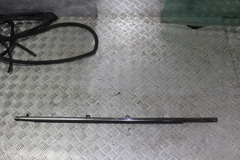 фото №1, Honda odyssey 2014 прокладка уплотнитель молдинг