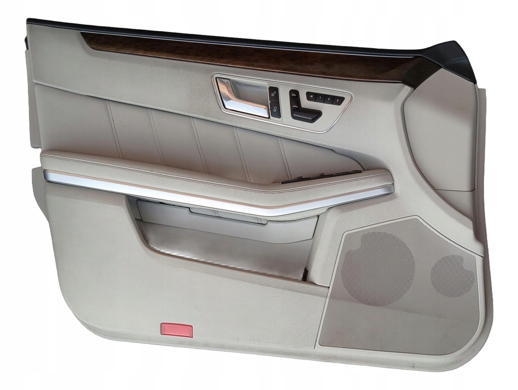 фото №16, Сиденья заднее сиденье обивка кожа mercedes w212 kombi