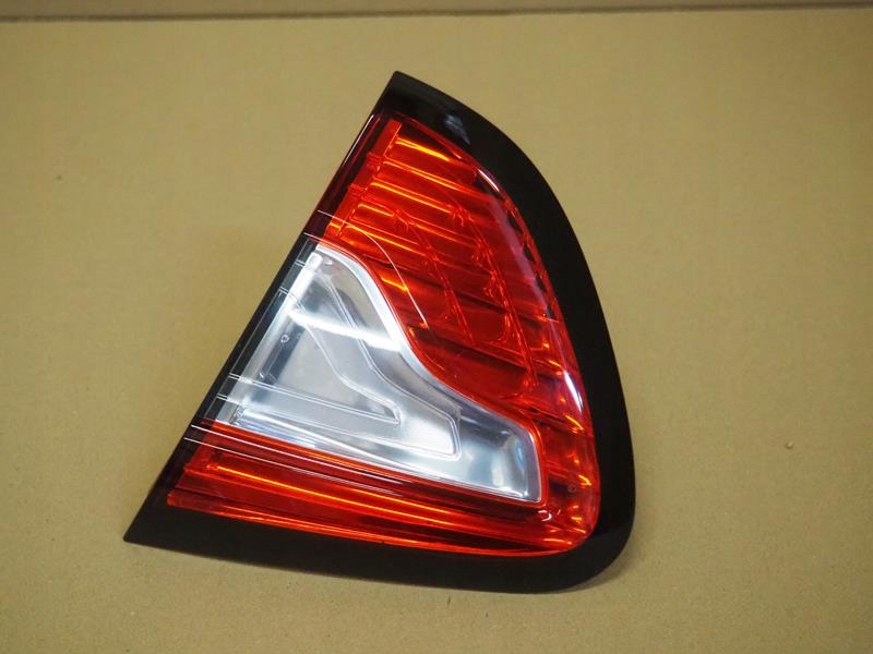 фото №1, Відбивач лампа кришки правий задня renault captur