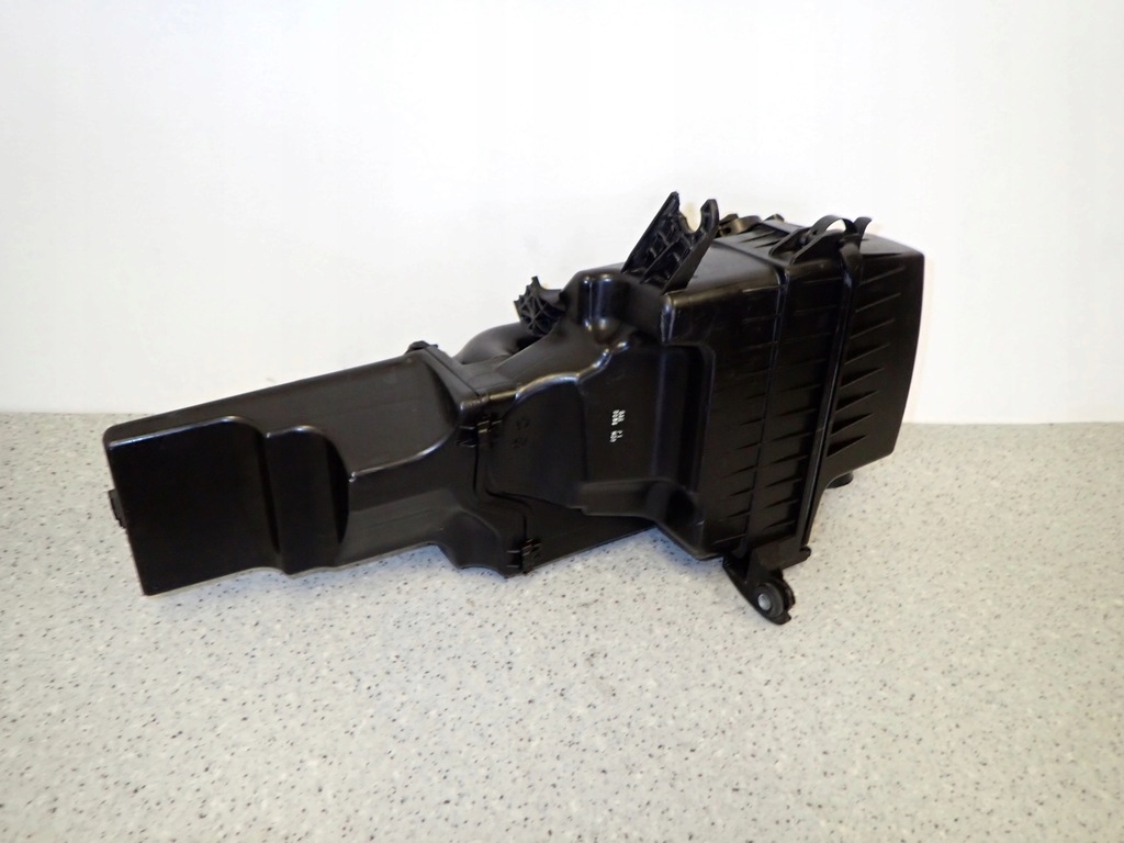 фото №11, Hyundai ix20 1.4i 1.6i 09- корпус фільтра повітря