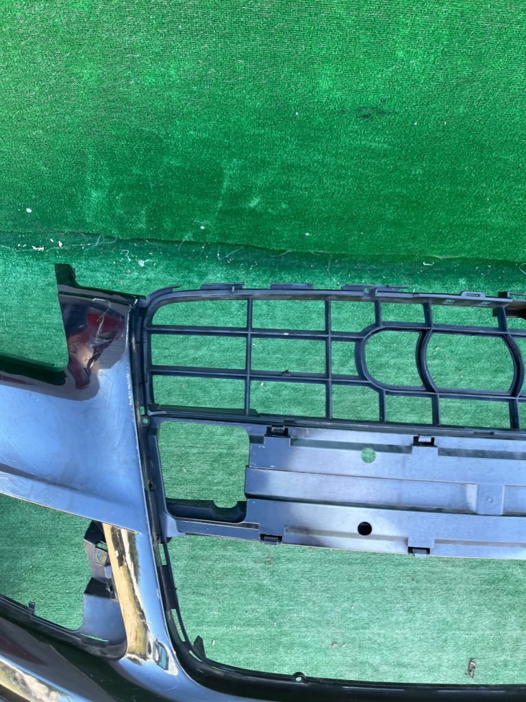 Audi q7 1 1 4l 05-09 бампер перед передній sprysk pdc Ціна