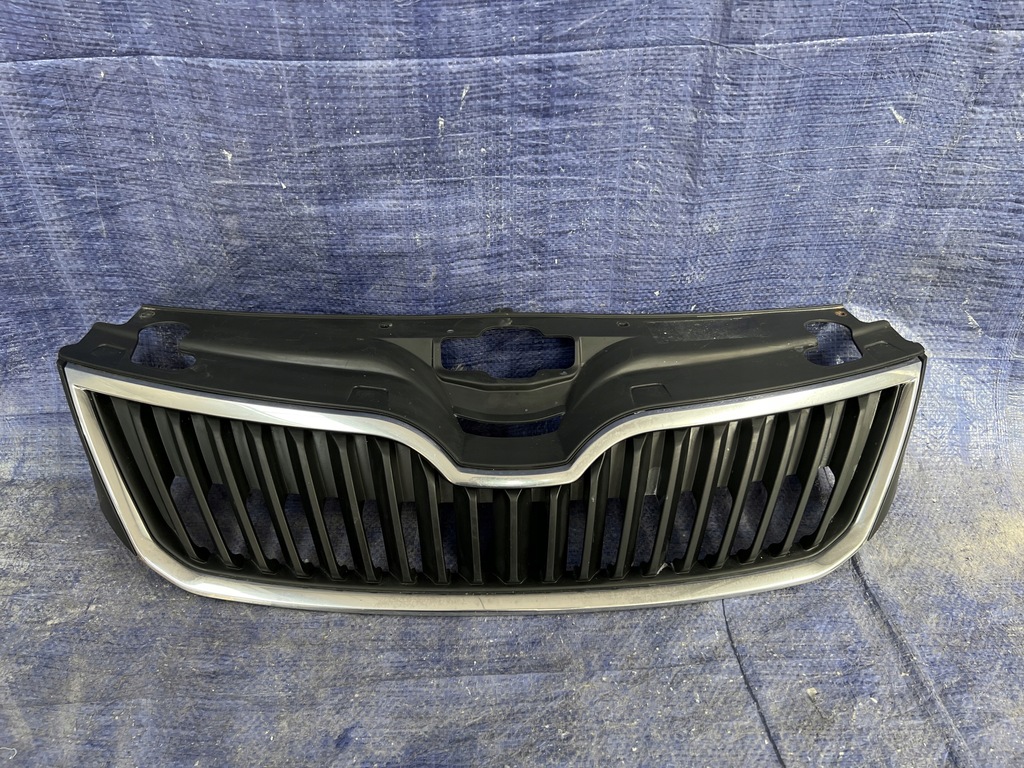 фото №1, Skoda rapid решётка радиатора