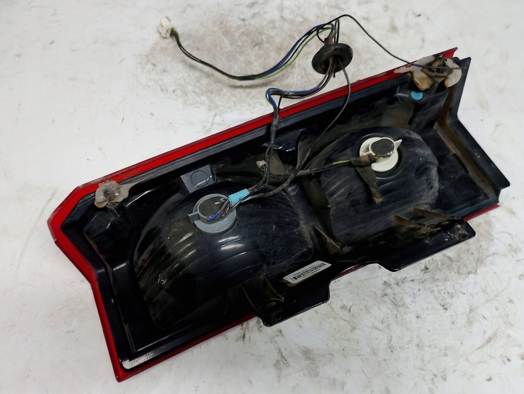 фото №8, Hummer h3 лампа левый задняя задняя левая 15823509 europa