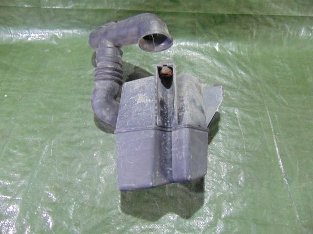 фото №2, Резонатор воздуха труба freelander i 1.8 b lift