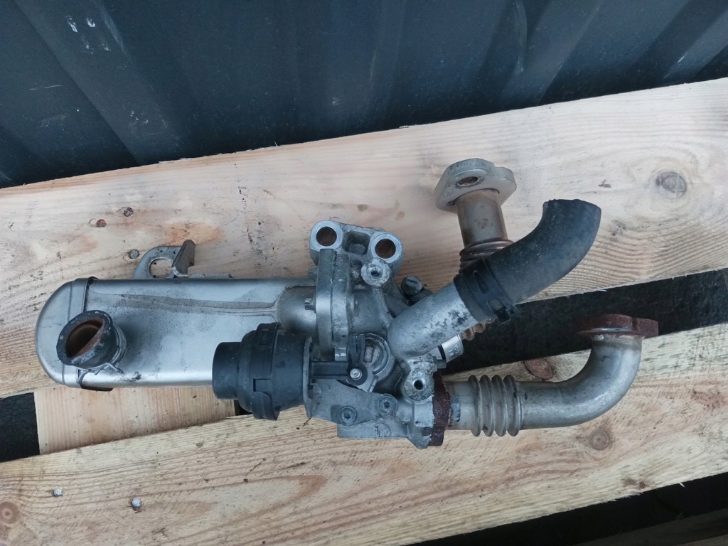 фото №1, Pathfinder iii r51 navara 2.5 d40 радиатор выхлопных газов v29005152 14735-5x00b