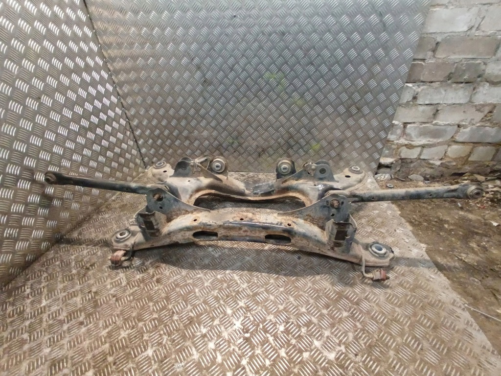 фото №2, Land rover freelander 2 - lr2 2009 балка задні