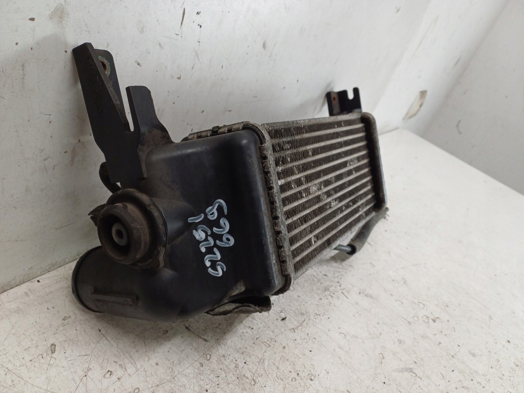 фото №3, Mazda premacy 2.0 01- интеркулер