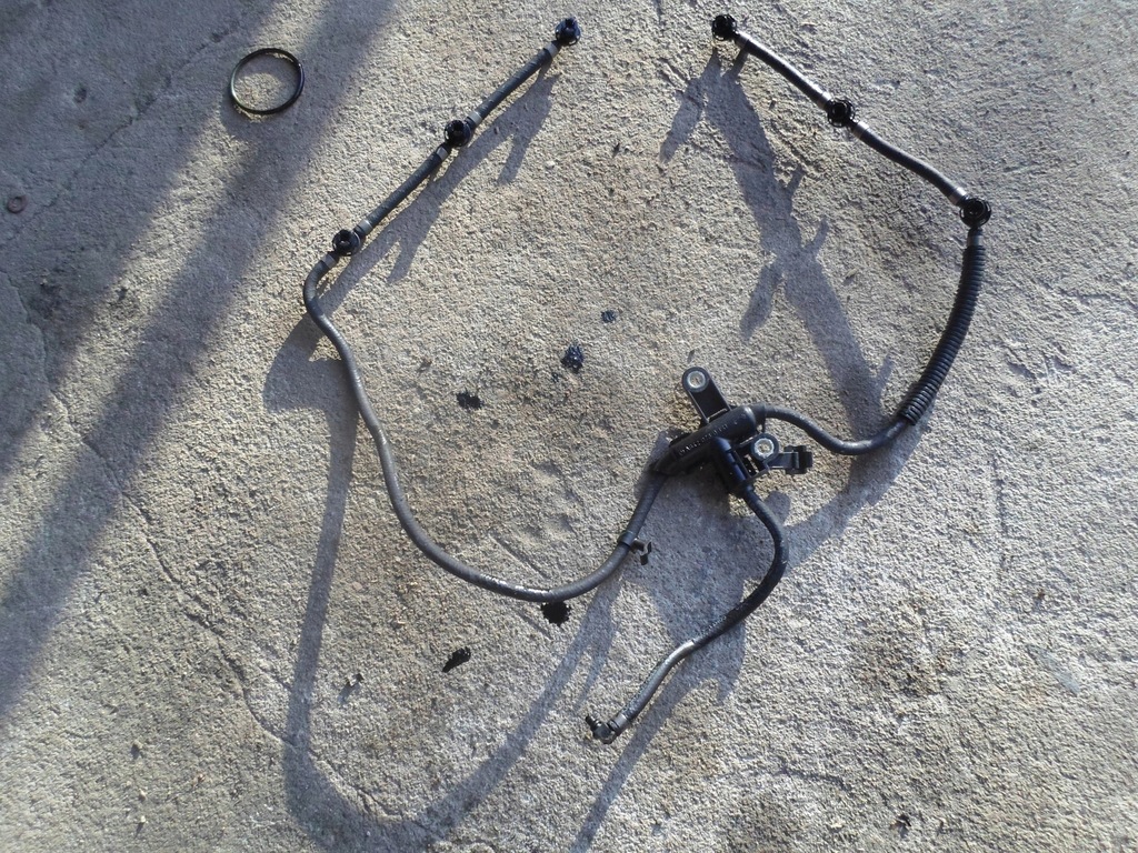 фото №1, Mercedes w207 350cdi nadmiary обратка топлива 6420780341